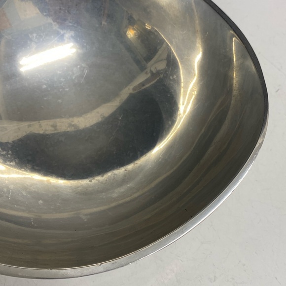 Nambé 527 Handmade Serving Bowl Tri Corner Dish Made of Aluminum Alloy Metal - Picture 5 of 11